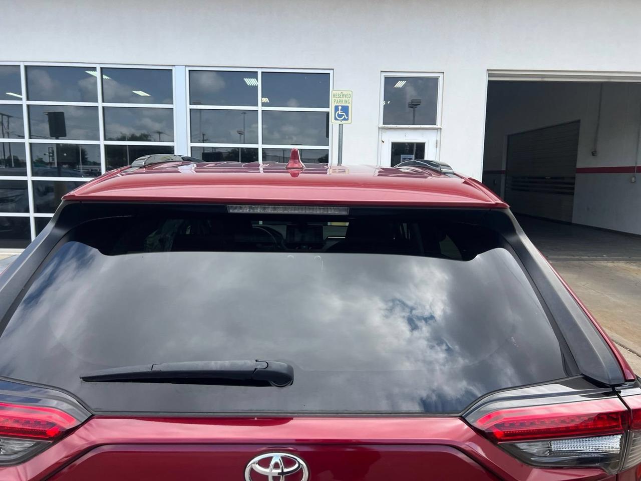 2019 Toyota RAV4 LE Hurst TX