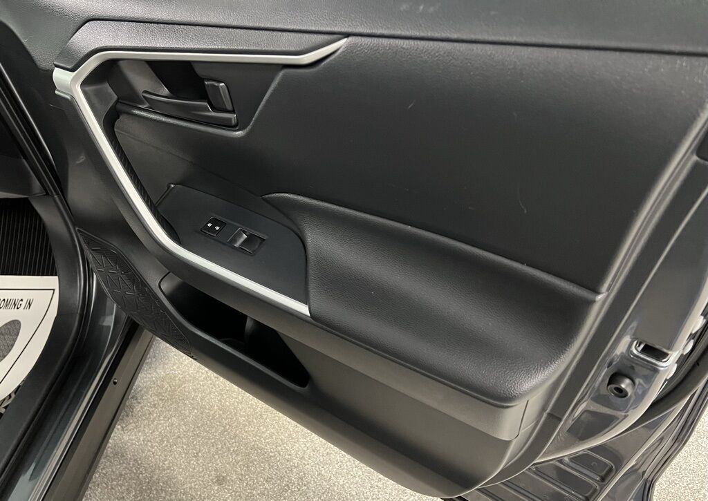 2019 Toyota RAV4 LE Highlands Ranch CO
