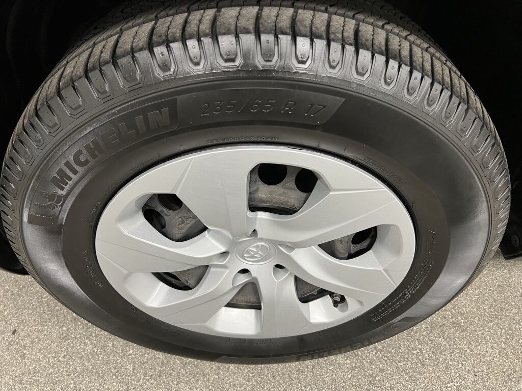 2019 Toyota RAV4 LE Highlands Ranch CO