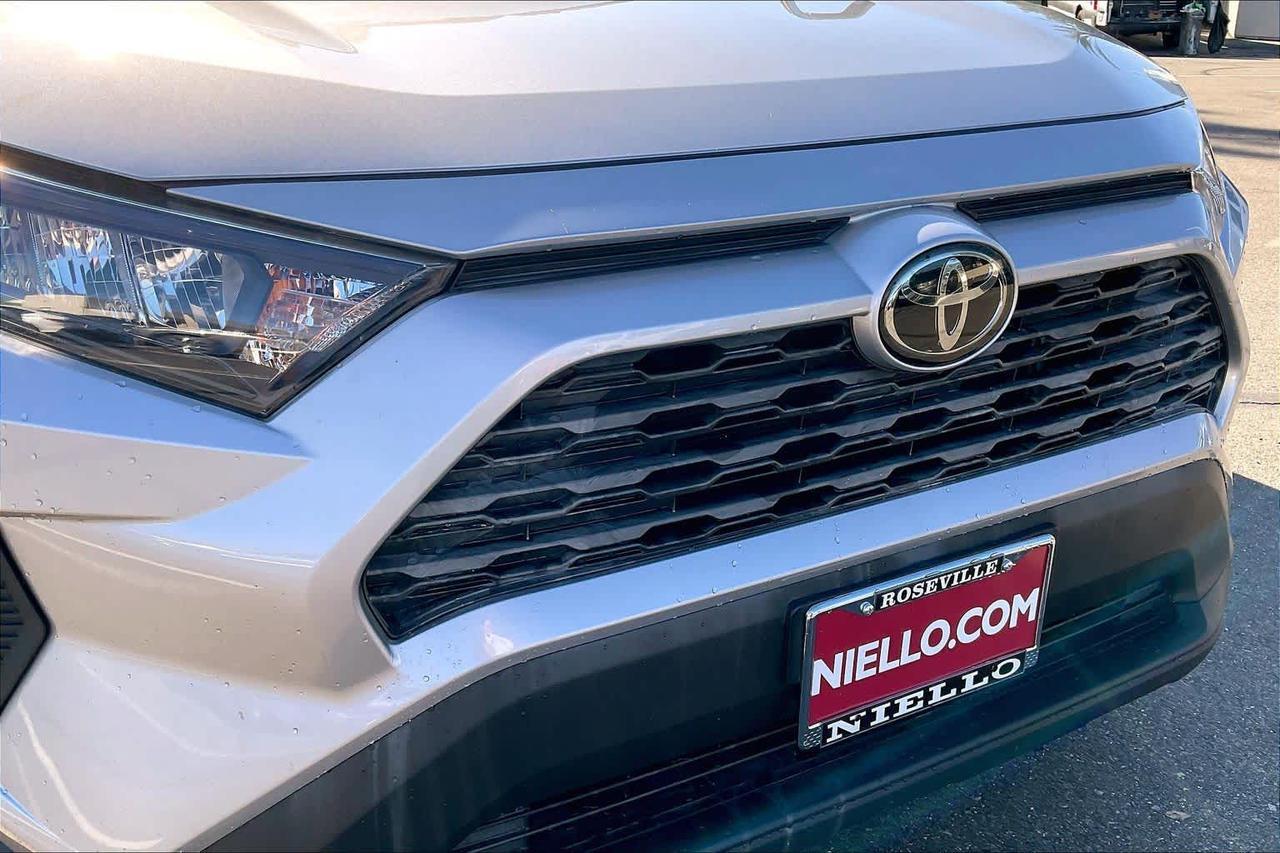 2019 Toyota RAV4 LE Roseville CA