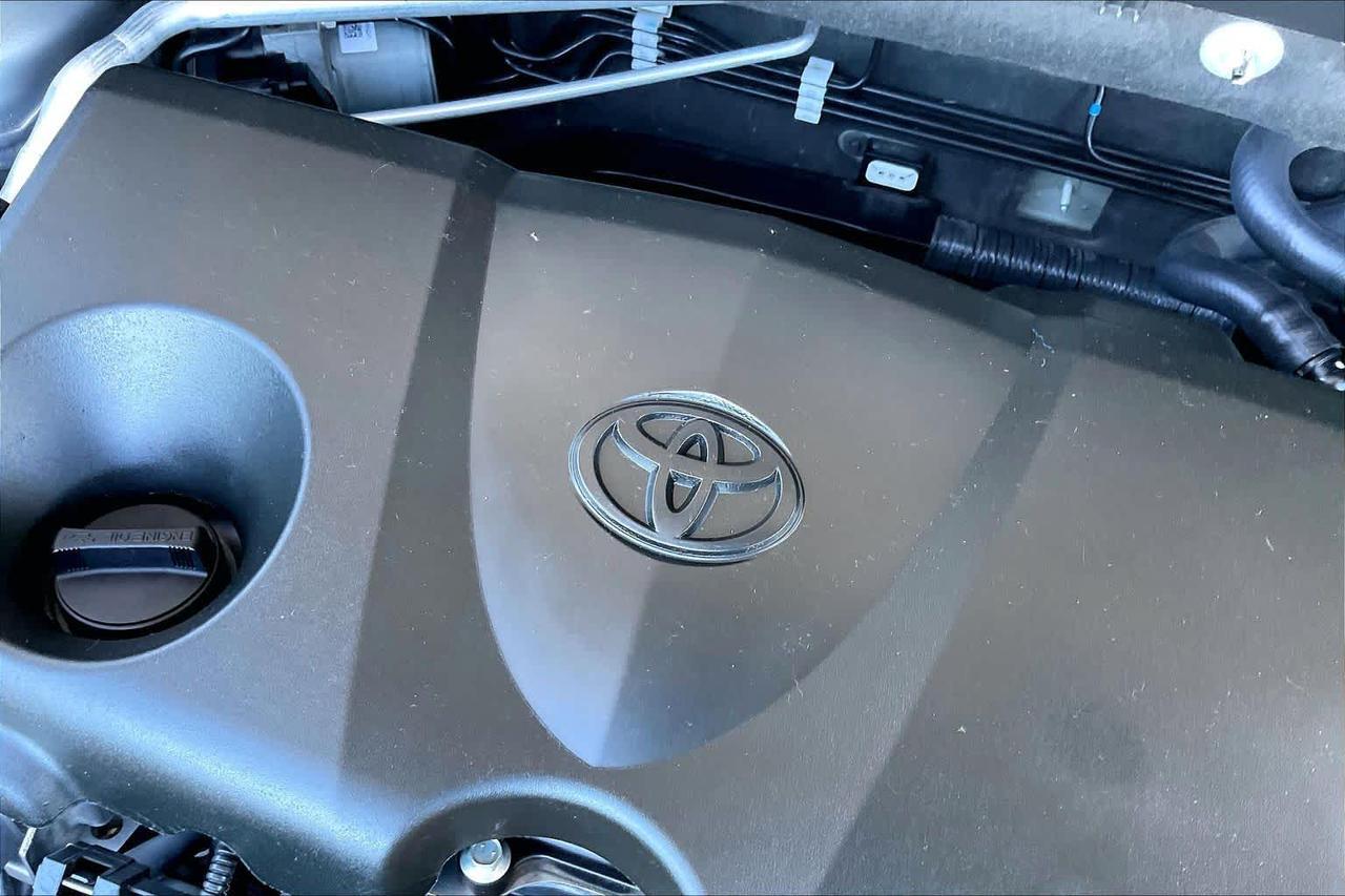 2019 Toyota RAV4 LE Roseville CA