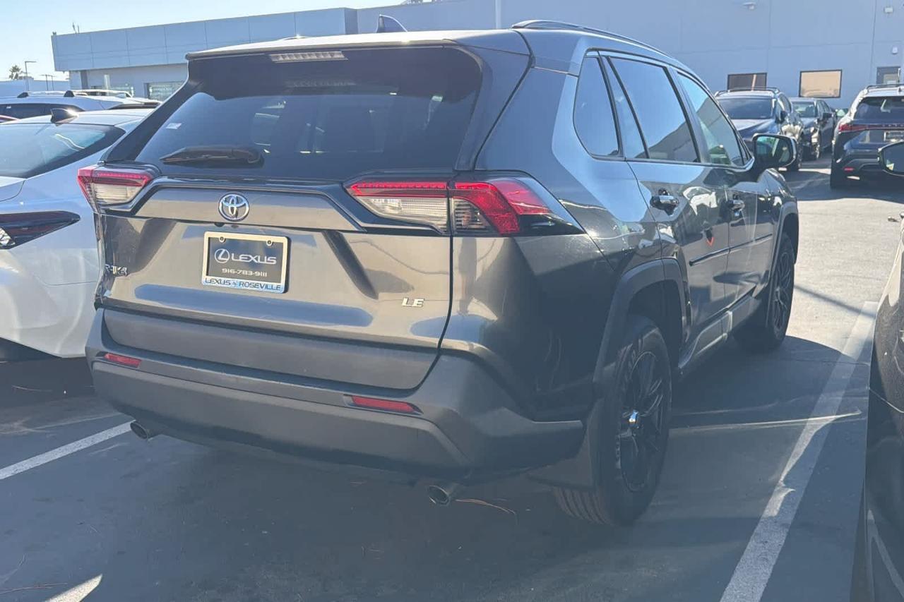 2019 Toyota RAV4 LE Roseville CA