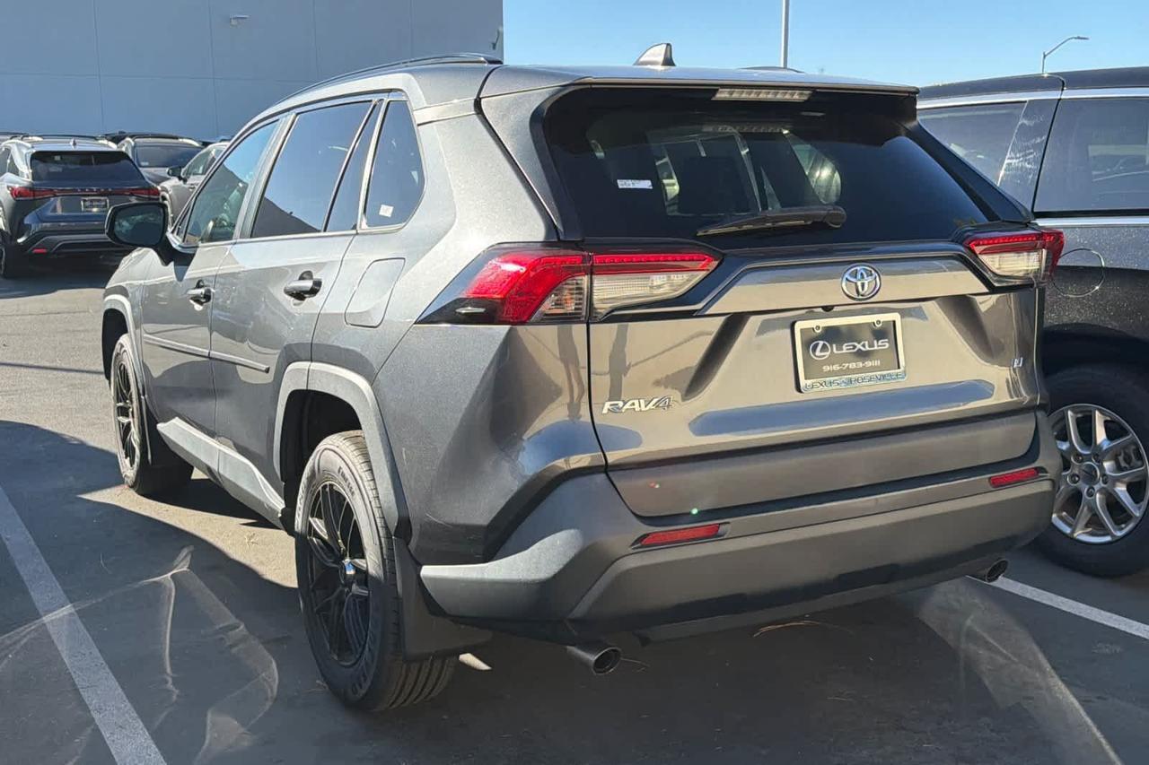 2019 Toyota RAV4 LE Roseville CA