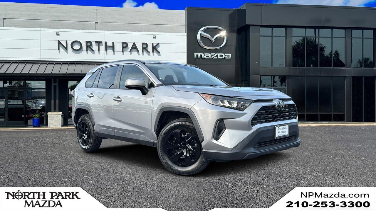 2019 Toyota RAV4 LE