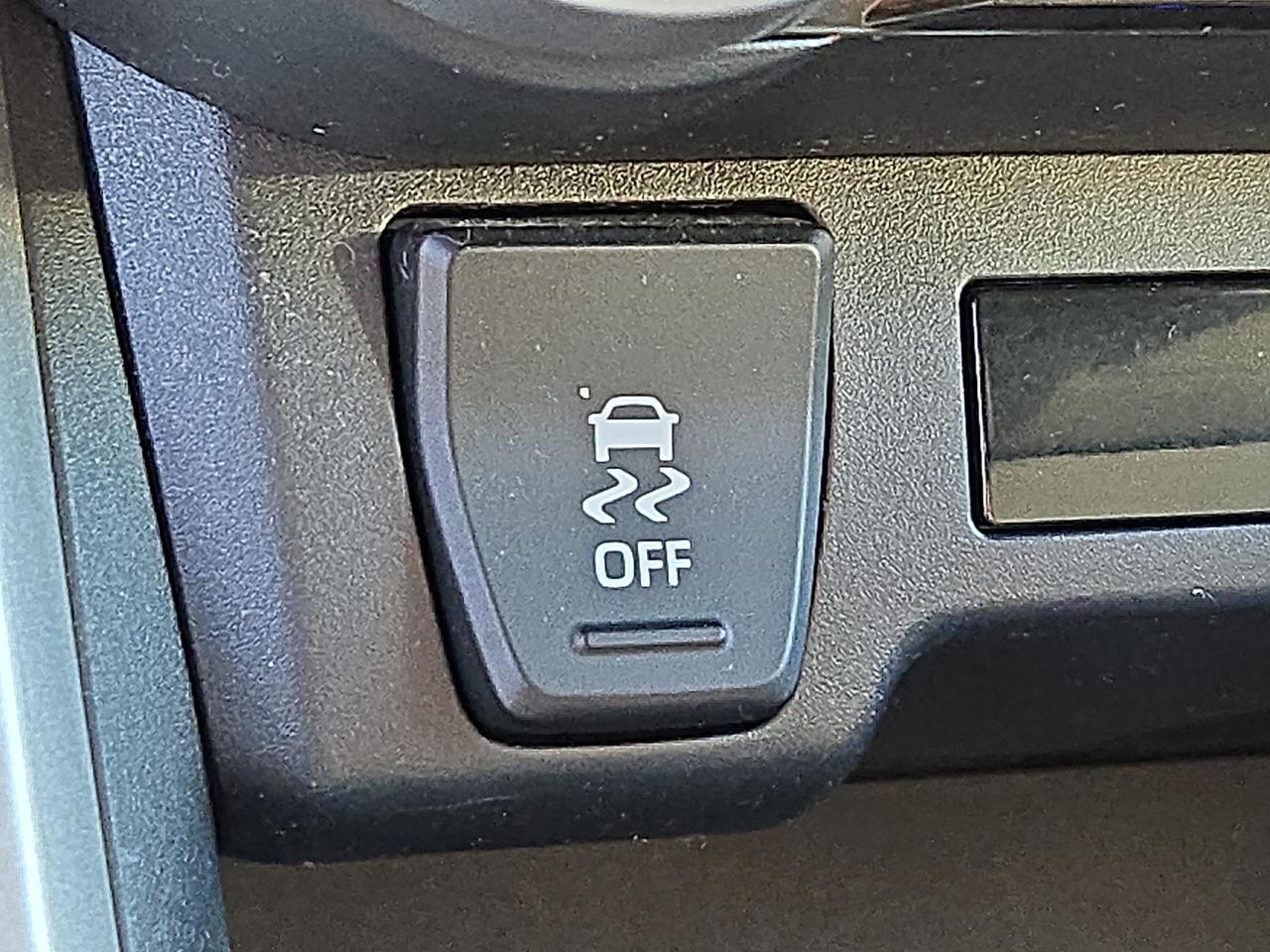 2019 Toyota RAV4 LE Vineland NJ