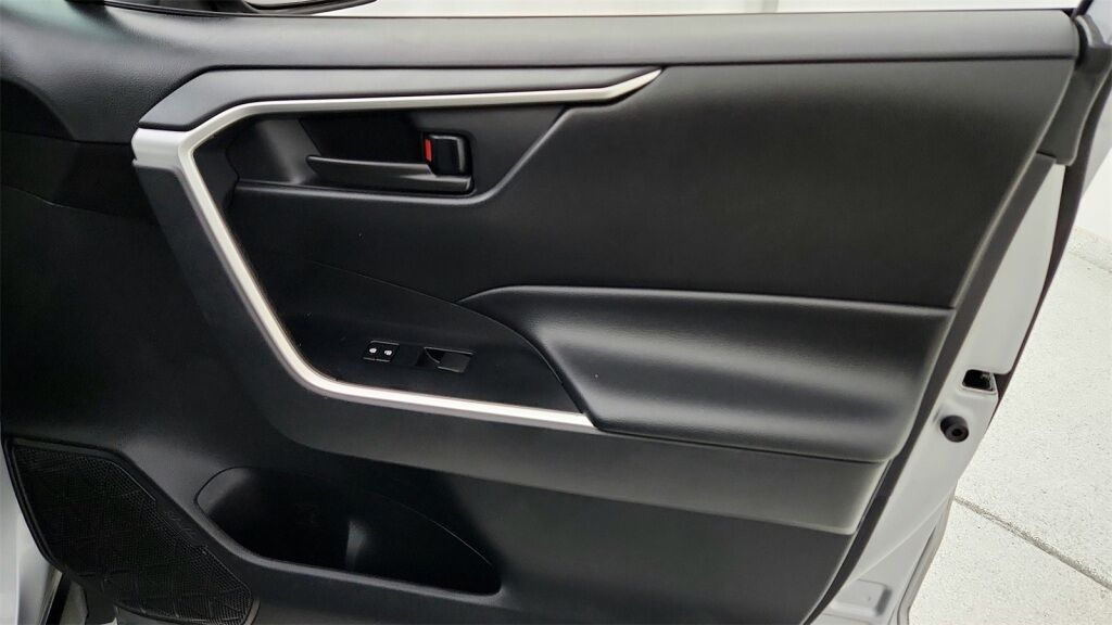 2019 Toyota RAV4 LE Laurel MD