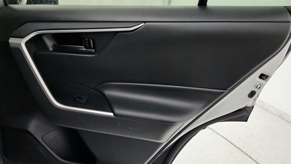 2019 Toyota RAV4 LE Laurel MD