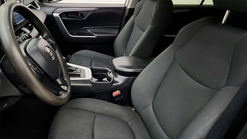 2019 Toyota RAV4 LE Laurel MD