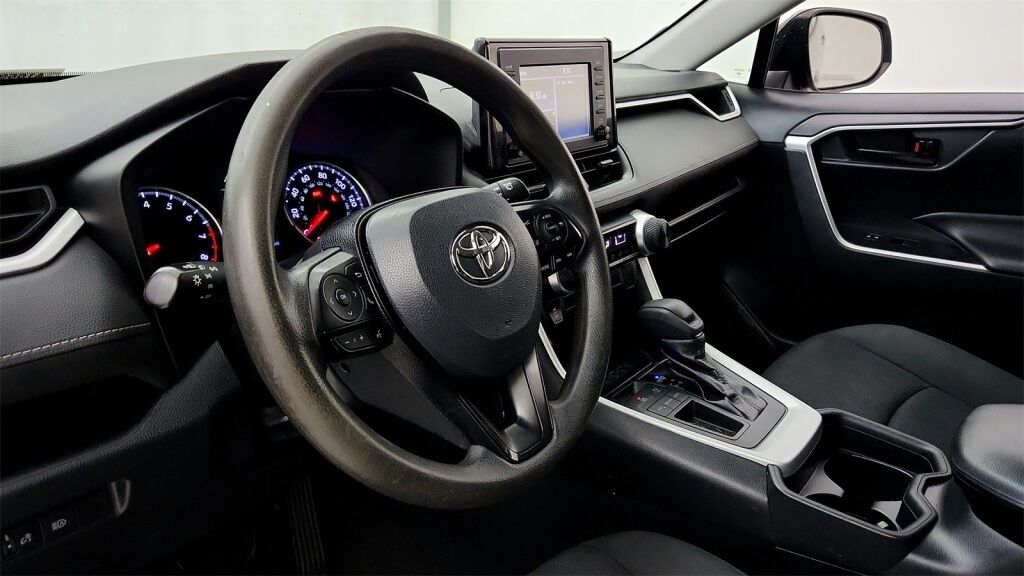 2019 Toyota RAV4 LE Laurel MD