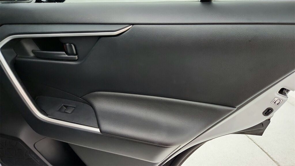 2019 Toyota RAV4 LE Laurel MD