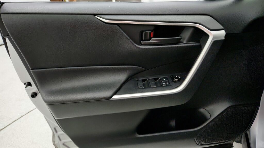 2019 Toyota RAV4 LE Laurel MD