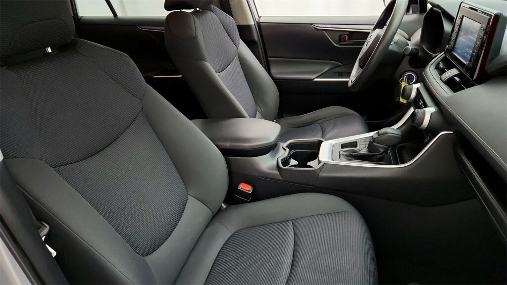2019 Toyota RAV4 LE Laurel MD
