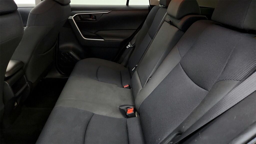 2019 Toyota RAV4 LE Laurel MD