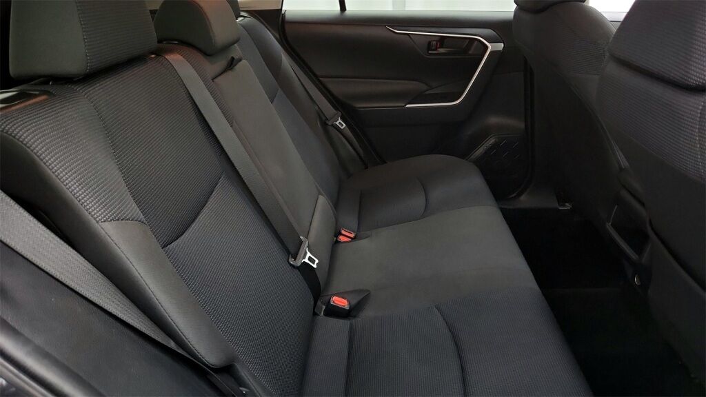 2019 Toyota RAV4 LE Laurel MD