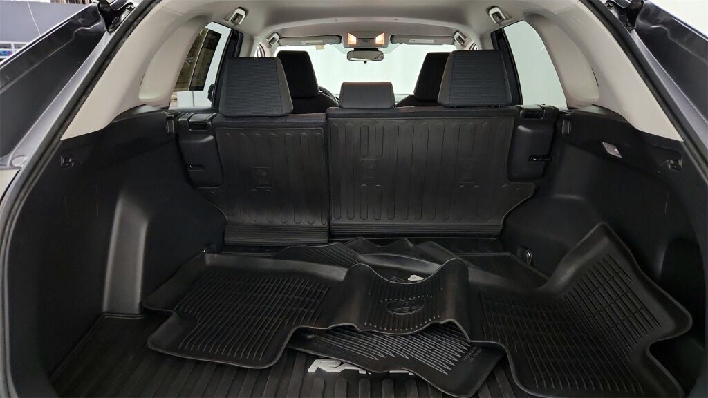 2019 Toyota RAV4 LE Laurel MD