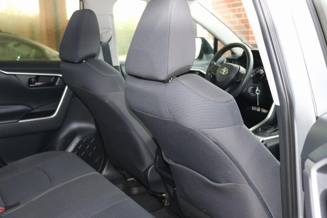 2019 Toyota RAV4 LE Fredericksburg VA