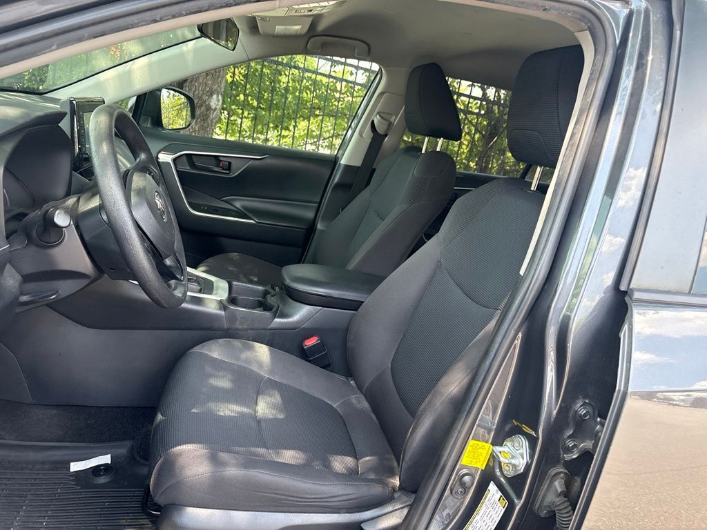 2019 Toyota RAV4 LE Cockeysville MD