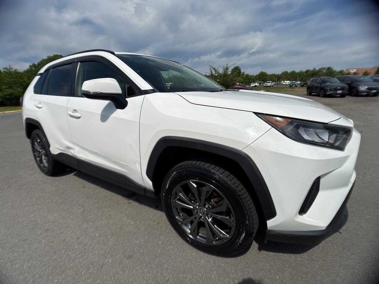 2019 Toyota RAV4 LE