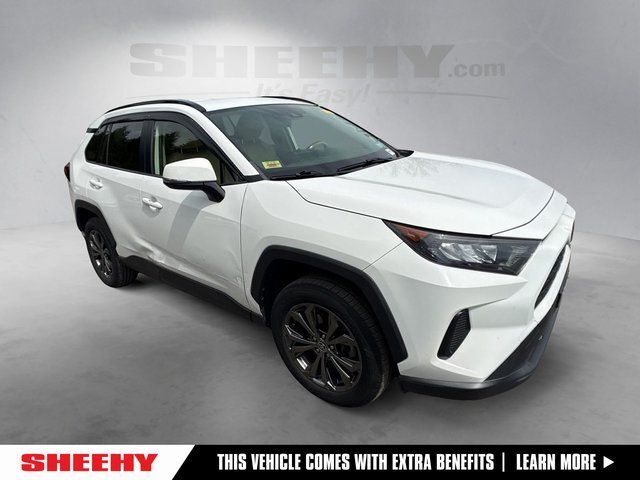 2019 Toyota RAV4 LE