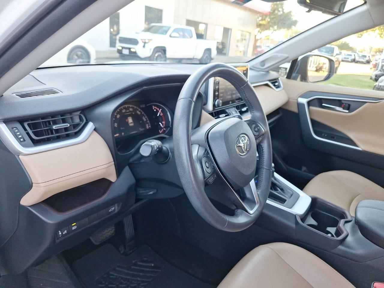 2019 Toyota RAV4 Limited Hurst TX