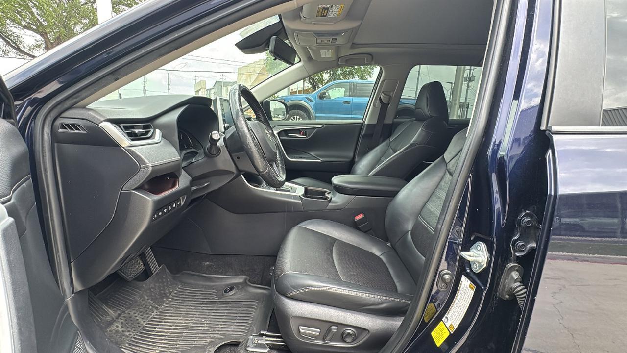 2019 Toyota RAV4 Limited  Selma TX