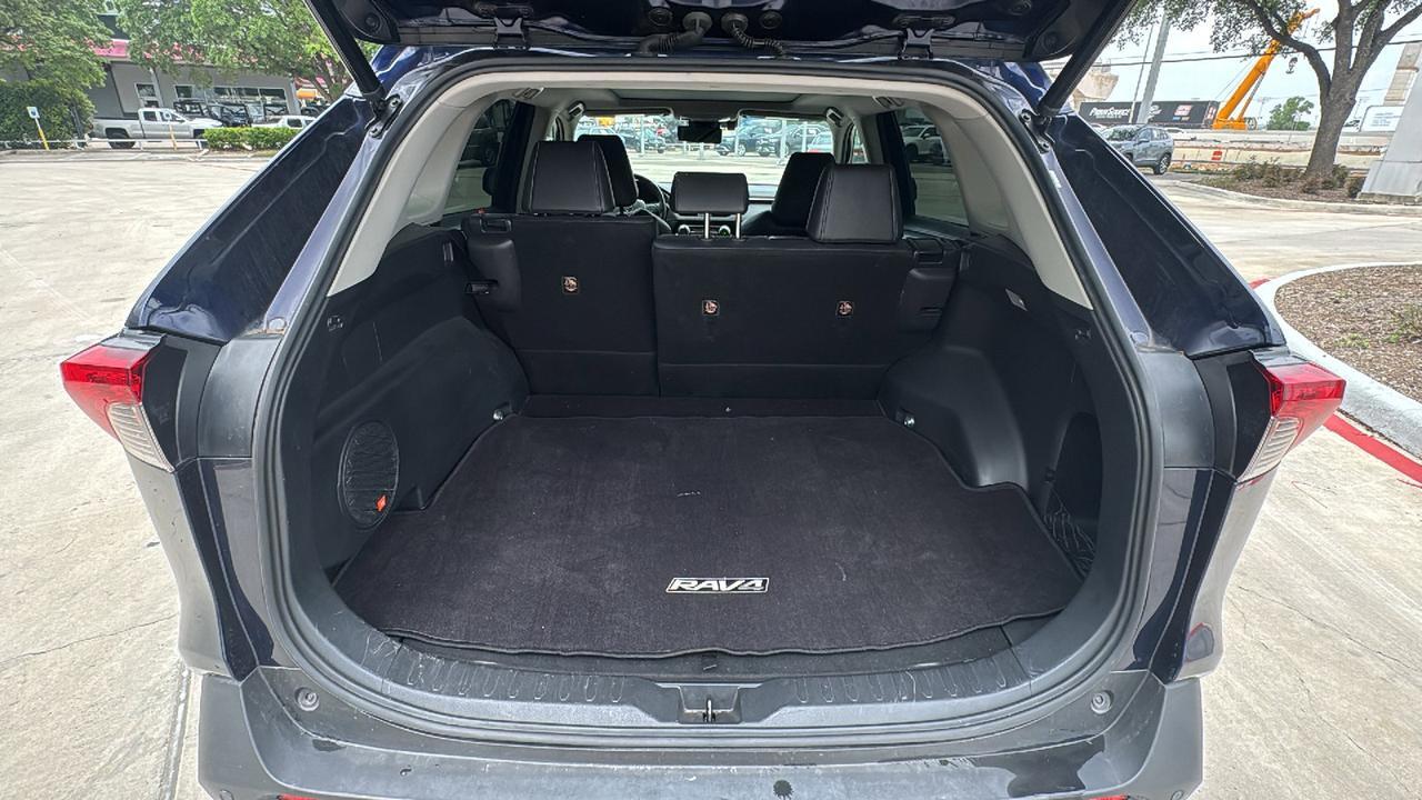2019 Toyota RAV4 Limited  Selma TX