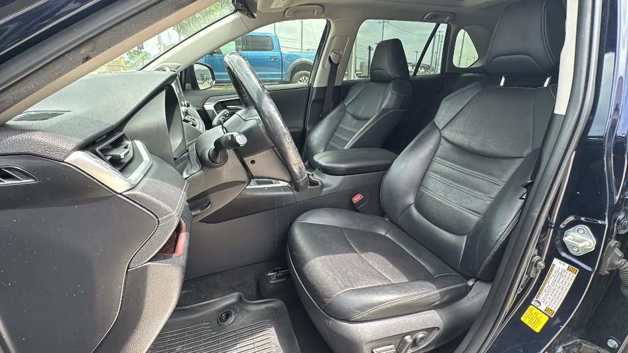 2019 Toyota RAV4 Limited  Selma TX