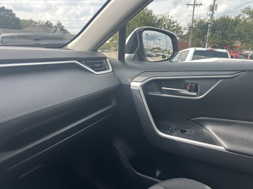 2019 Toyota RAV4 XLE Crestwood KY