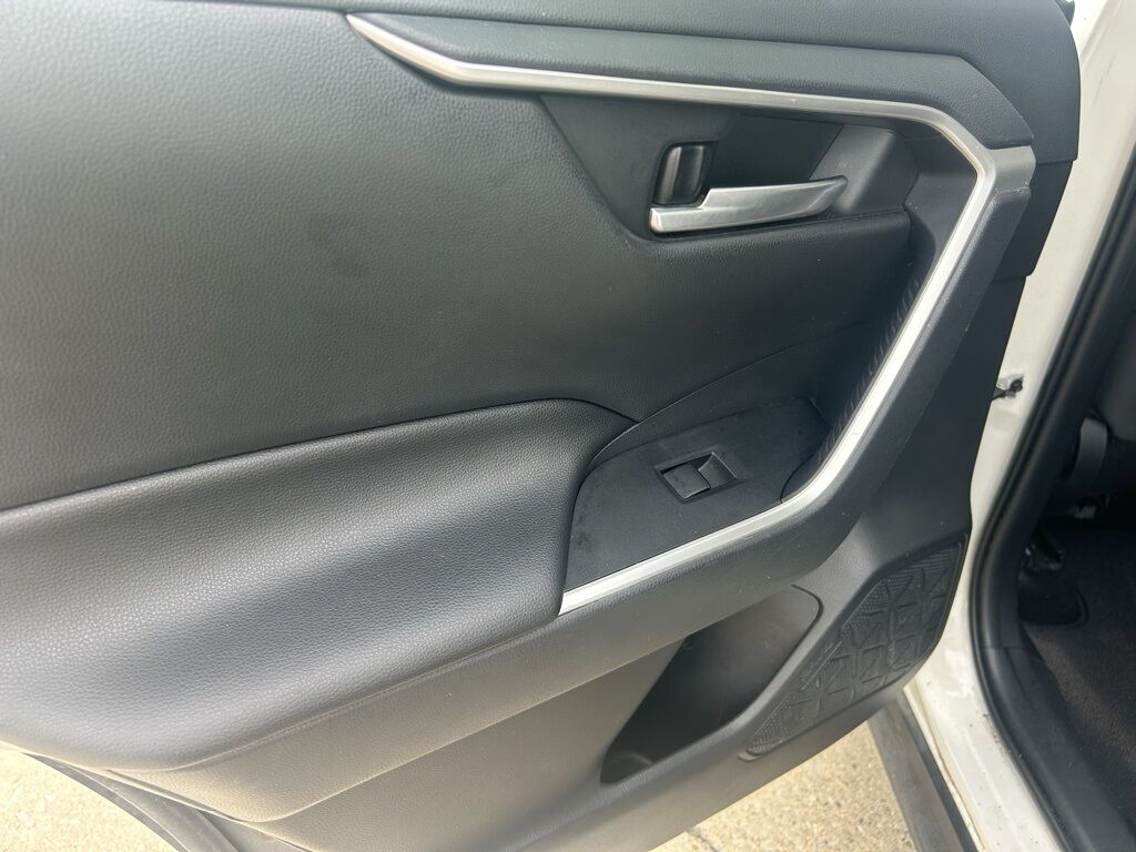 2019 Toyota RAV4 XLE Crestwood KY