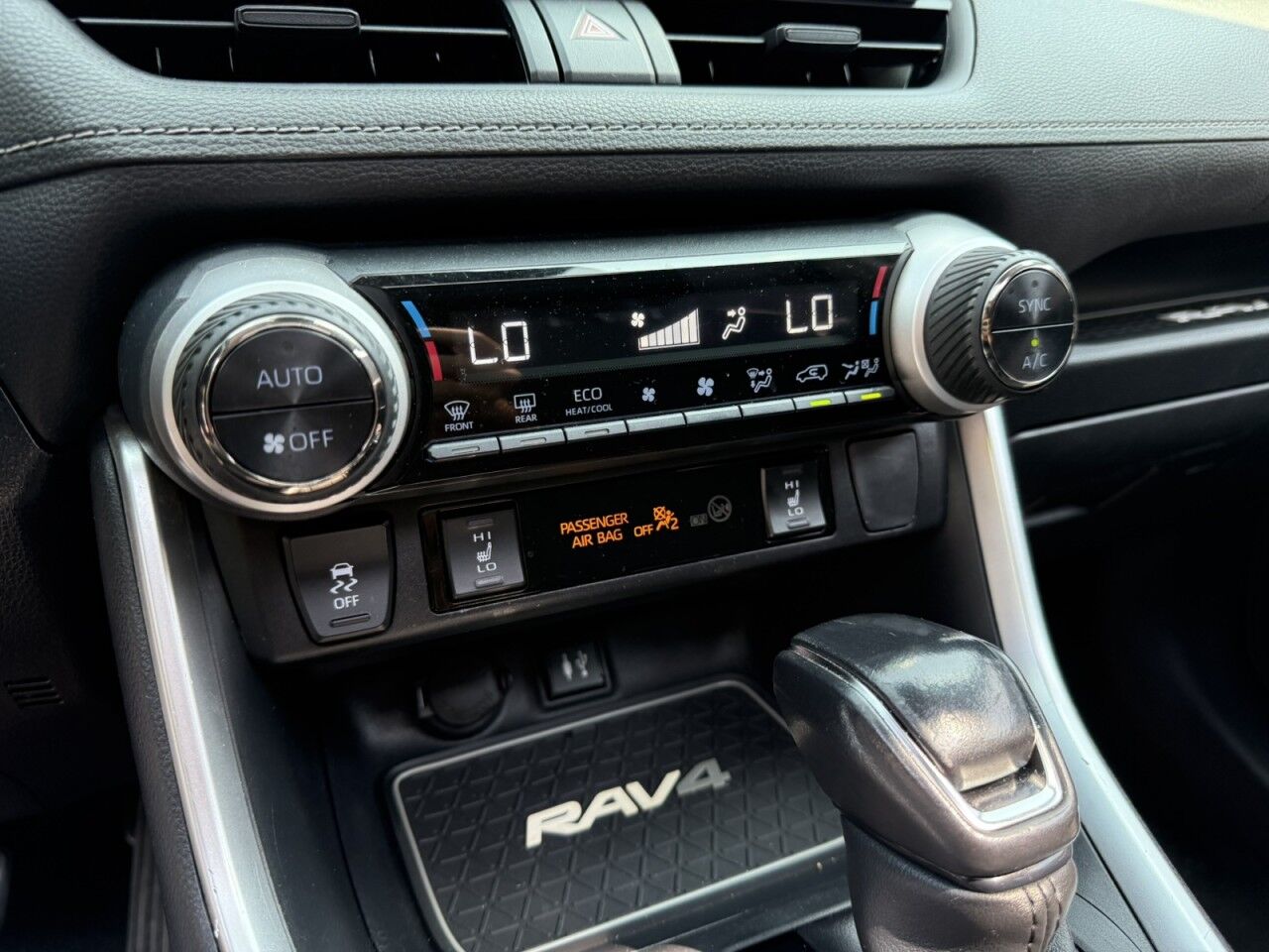 2019 Toyota RAV4 XLE Fitchburg MA