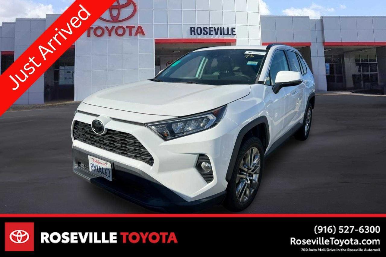 2019 Toyota RAV4 XLE Premium