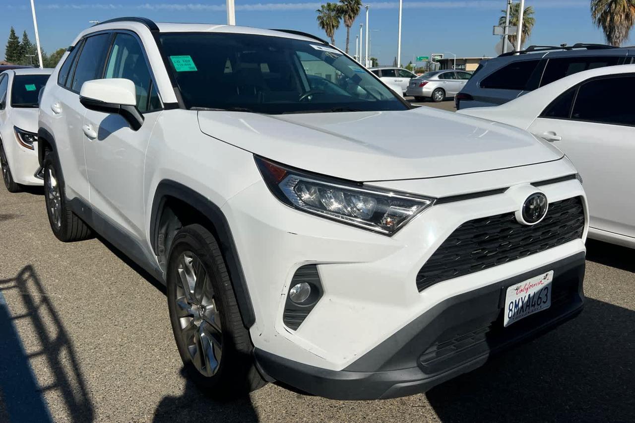 2019 Toyota RAV4 XLE Premium
