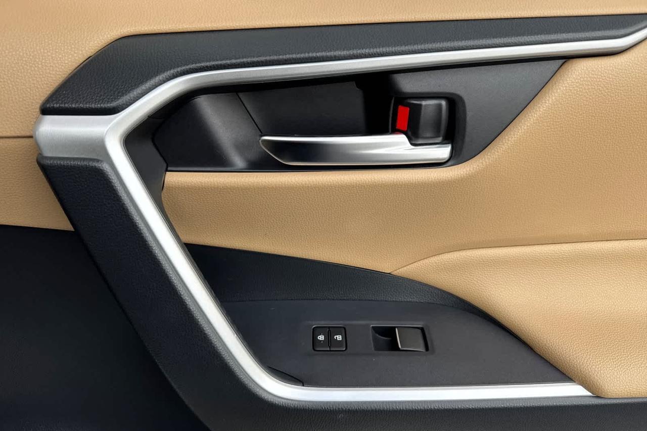 2019 Toyota RAV4 XLE Premium Roseville CA