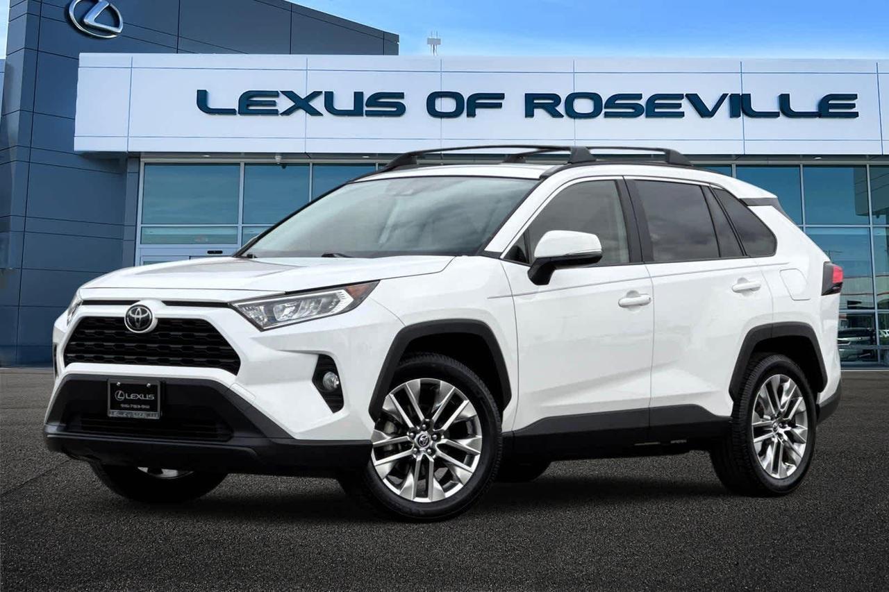 2019 Toyota RAV4 XLE Premium