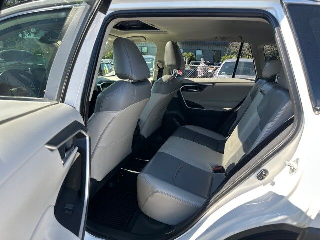 2019 Toyota RAV4 XLE Premium Worcester MA