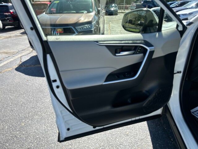 2019 Toyota RAV4 XLE Premium Worcester MA