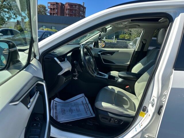 2019 Toyota RAV4 XLE Premium Worcester MA