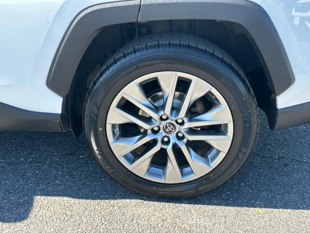 2019 Toyota RAV4 XLE Premium Worcester MA