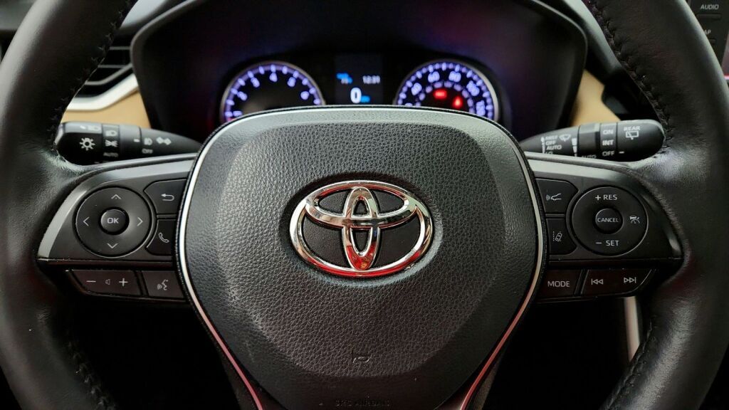 2019 Toyota RAV4 XLE Premium Laurel MD