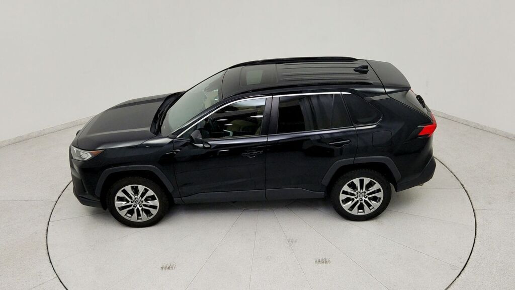 2019 Toyota RAV4 XLE Premium Laurel MD