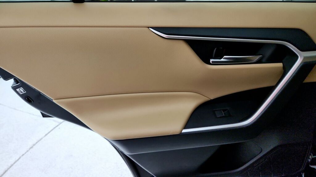 2019 Toyota RAV4 XLE Premium Laurel MD