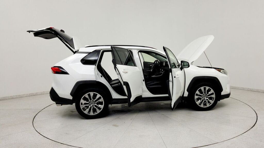 2019 Toyota RAV4 XLE Premium Laurel MD