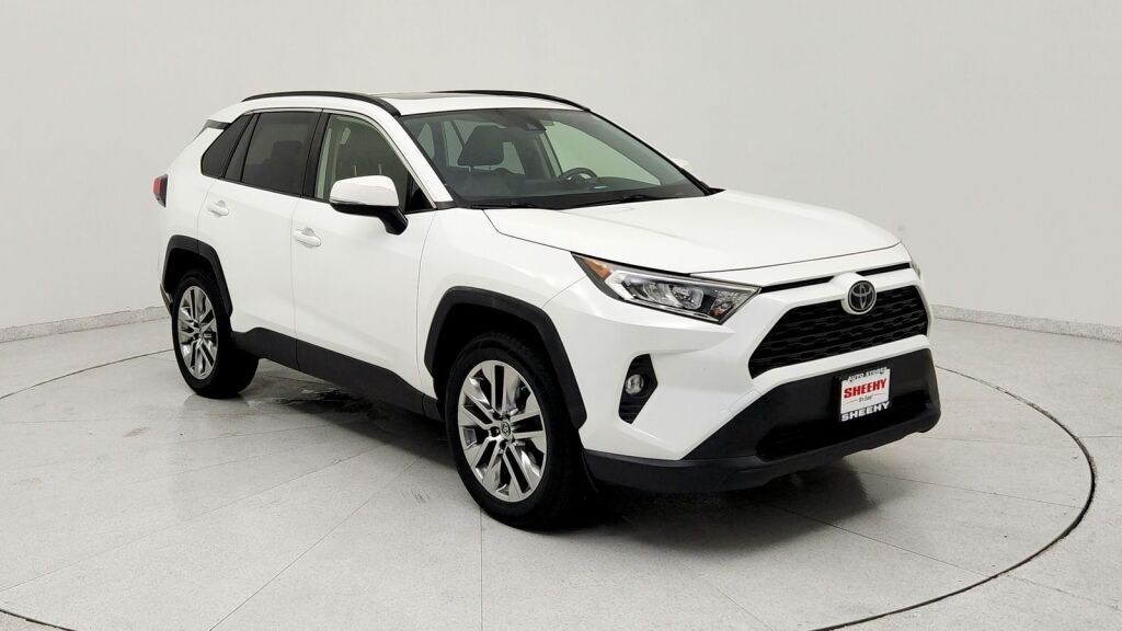 2019 Toyota RAV4 XLE Premium