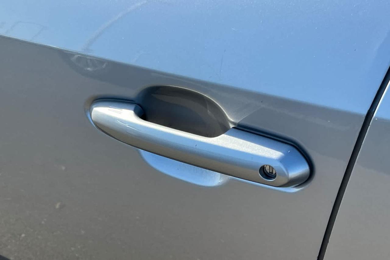2019 Toyota RAV4 XLE Roseville CA