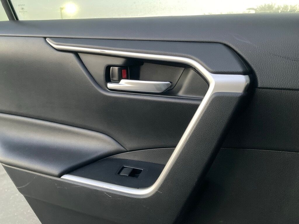 2019 Toyota RAV4 XLE San Antonio TX