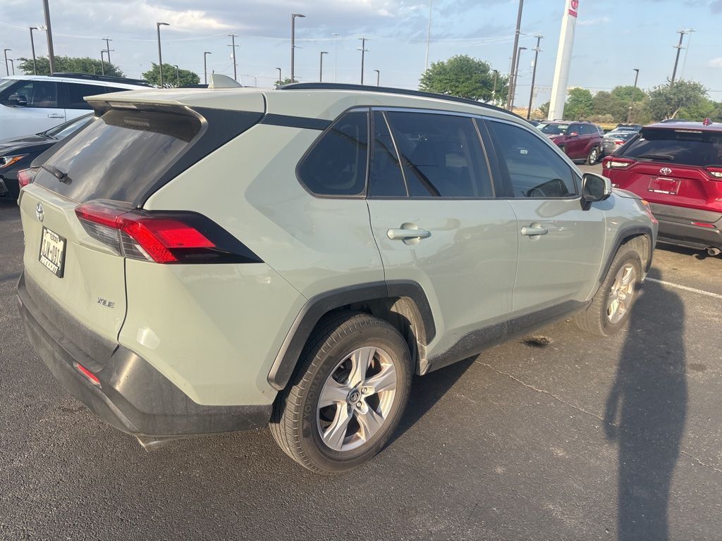 2019 Toyota RAV4 XLE
