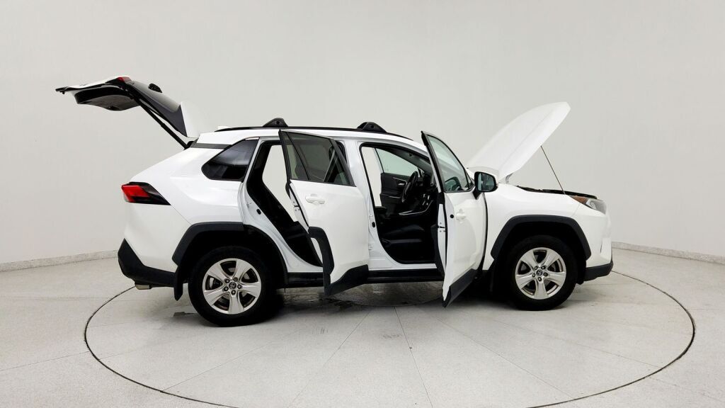 2019 Toyota RAV4 XLE Laurel MD