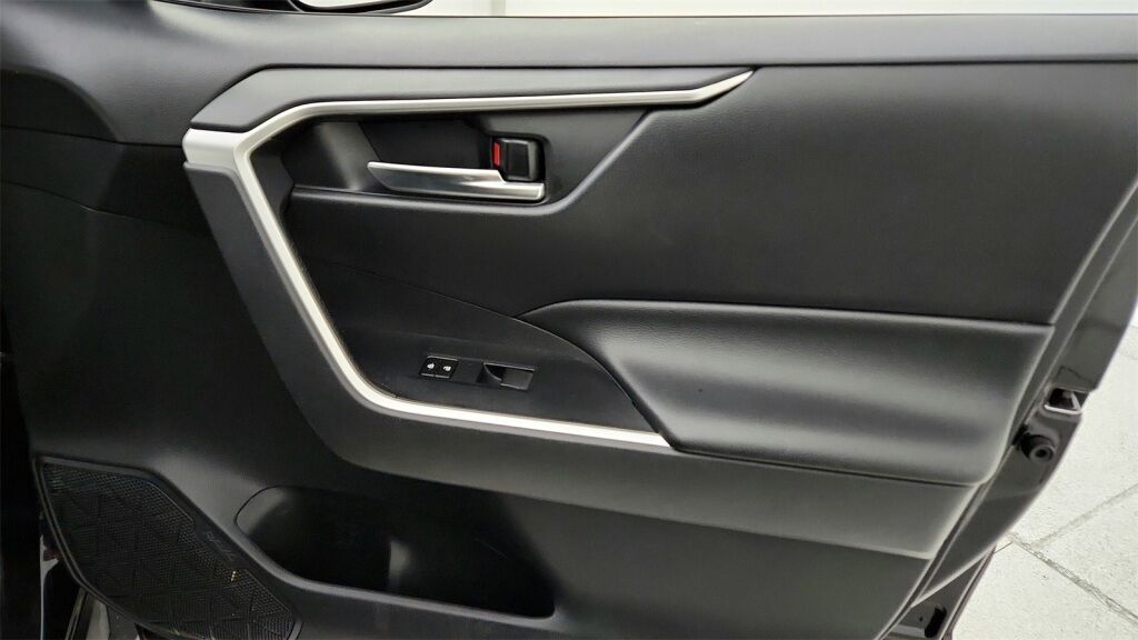 2019 Toyota RAV4 XLE Laurel MD