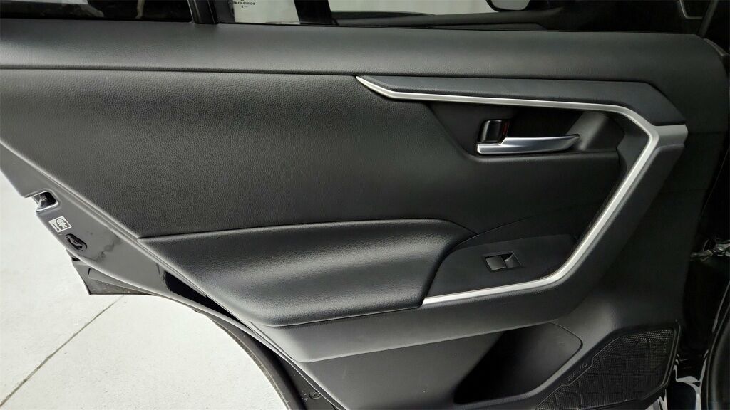 2019 Toyota RAV4 XLE Laurel MD