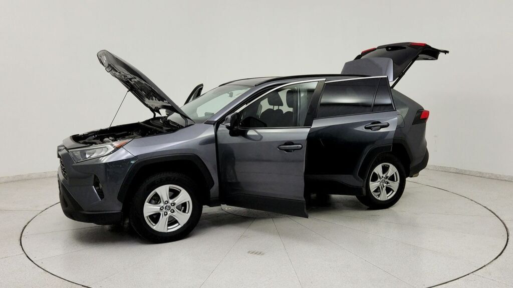 2019 Toyota RAV4 XLE Laurel MD